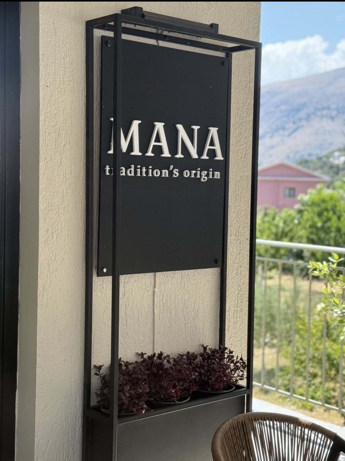 MANA tradition's origin sign